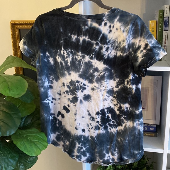 Tie-Dye T-shirt V-neck Indigo Blues - Picture 3 of 3